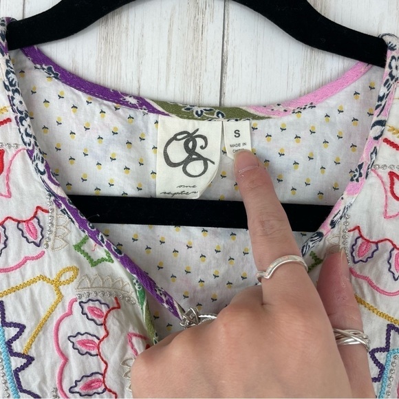 Anthropologie One September rainbow embroidered tank Small - Picture 3 of 6